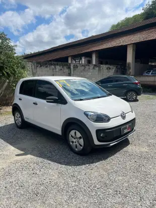 VOLKSWAGEN-UP-2016