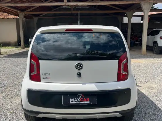 VOLKSWAGEN-UP-1.0 MPI TRACK 12V FLEX 4P MANUAL VOLKSWAGEN-UP-2016