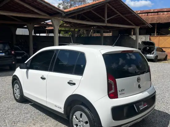 VOLKSWAGEN-UP-1.0 MPI TRACK 12V FLEX 4P MANUAL VOLKSWAGEN-UP-2016
