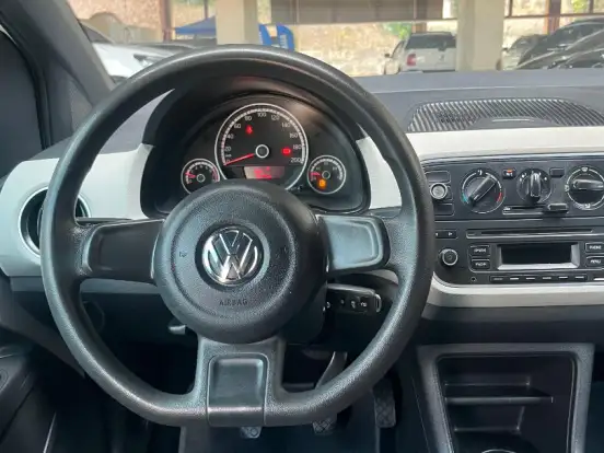VOLKSWAGEN-UP-1.0 MPI TRACK 12V FLEX 4P MANUAL VOLKSWAGEN-UP-2016
