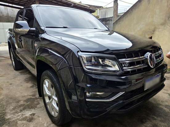 VOLKSWAGEN-AMAROK-2018