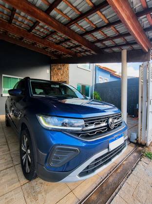 VOLKSWAGEN T-CROSS 1.0 200 TSI TOTAL FLEX AUTOMÁTICO