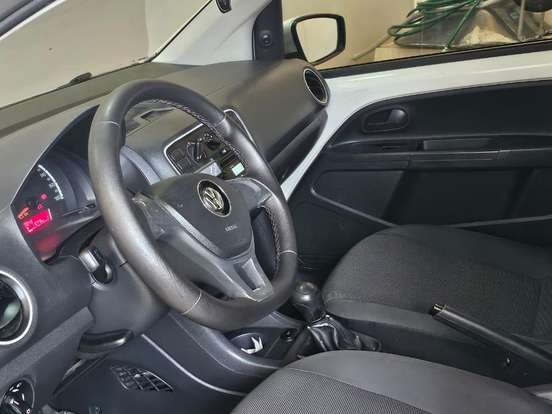 VOLKSWAGEN-UP-1.0 MPI TAKE UP 12V FLEX 4P MANUAL VOLKSWAGEN-UP-2017
