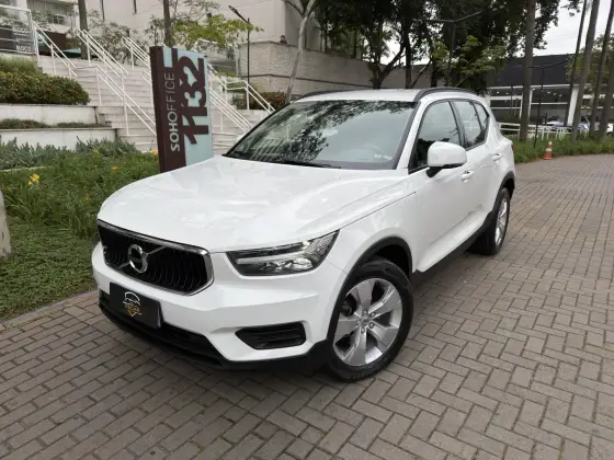 VOLVO XC40 2.0 T4 GASOLINA GEARTRONIC VOLVO XC40 2.0 T4 GASOLINA GEARTRONIC