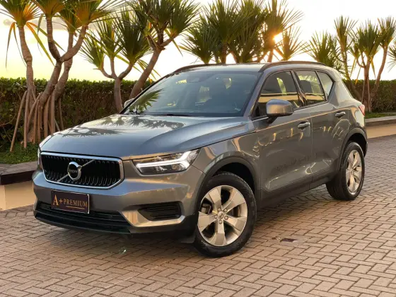 VOLVO XC40 2.0 T4 GASOLINA GEARTRONIC
