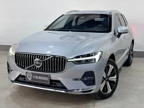 VOLVO XC60 2.0 T8 RECHARGE PLUS AWD GEARTRONIC