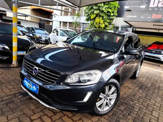 VOLVO XC60 2.4 D5 KINETIC DIESEL AWD 4P AUTOMÁTICO VOLVO XC60 2.4 D5 KINETIC DIESEL AWD 4P AUTOMÁTICO