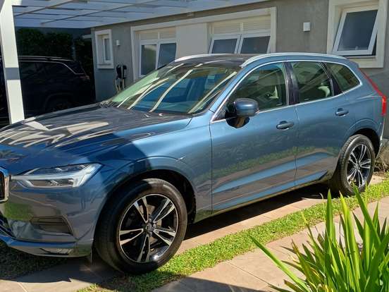 VOLVO-XC60-2.0 T5 GASOLINA MOMENTUM AWD GEARTRONIC VOLVO-XC60-2020