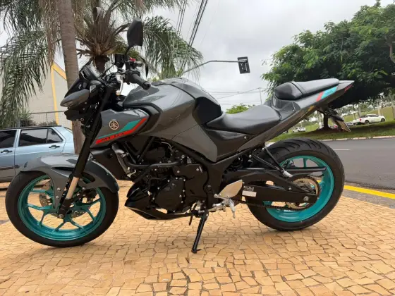 YAMAHA MT-03 ABS YAMAHA MT-03 ABS
