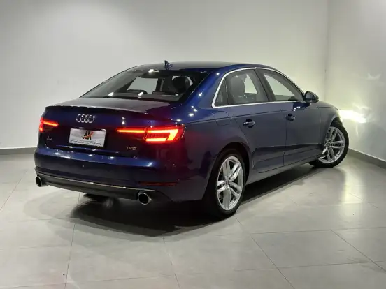 AUDI-A4-2.0 TFSI LAUNCH EDITION GASOLINA 4P S TRONIC AUDI-A4-2015