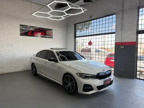 BMW-320i-2.0 16V TURBO GASOLINA M SPORT AUTOMÁTICO BMW-320i-2021