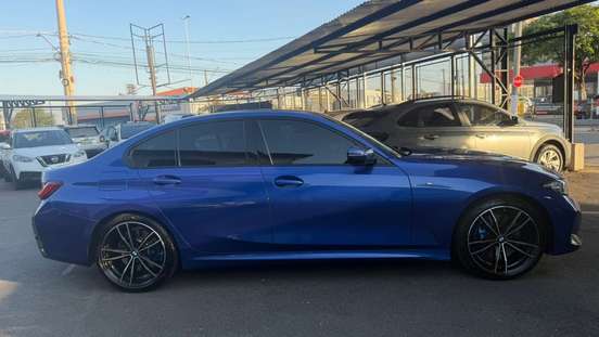 BMW-320i-2024