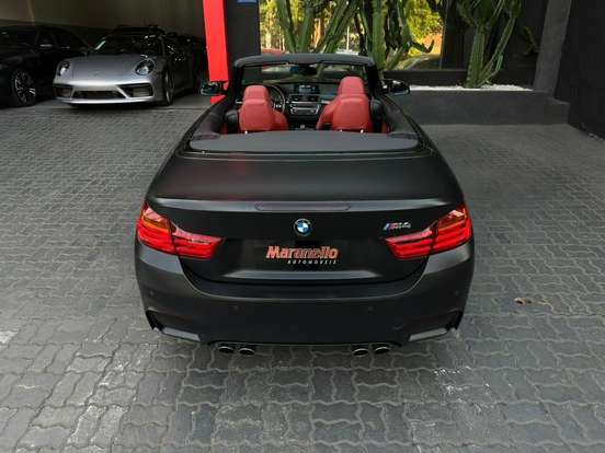 BMW-M4-2015