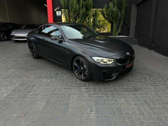 BMW-M4-2015