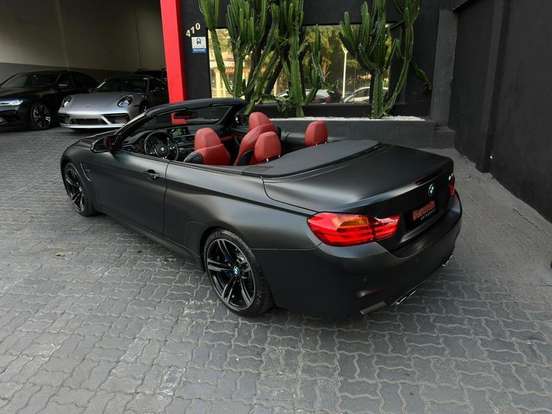 BMW-M4-2015