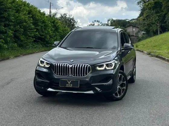 BMW X1 2.0 16V TURBO ACTIVEFLEX SDRIVE20I X-LINE 4P AUTOMÁTICO