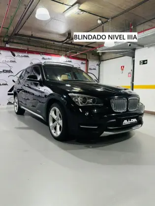BMW X1 2.0 16V TURBO GASOLINA SDRIVE20I 4P AUTOMÁTICO BMW X1 2.0 16V TURBO GASOLINA SDRIVE20I 4P AUTOMÁTICO