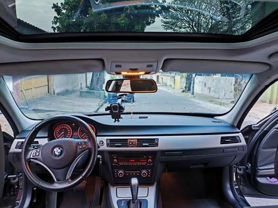 BMW-325i-2.5 SEDAN 24V GASOLINA 4P AUTOMÁTICO BMW-325i-2008