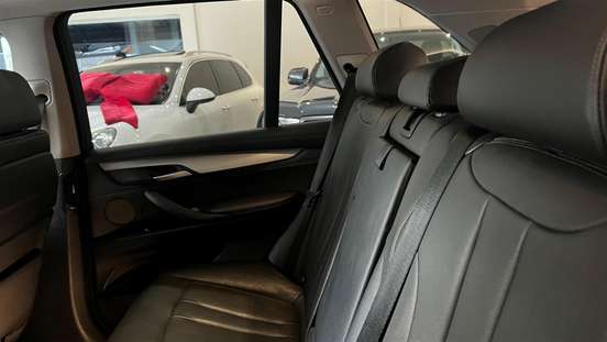 BMW-X5-2018