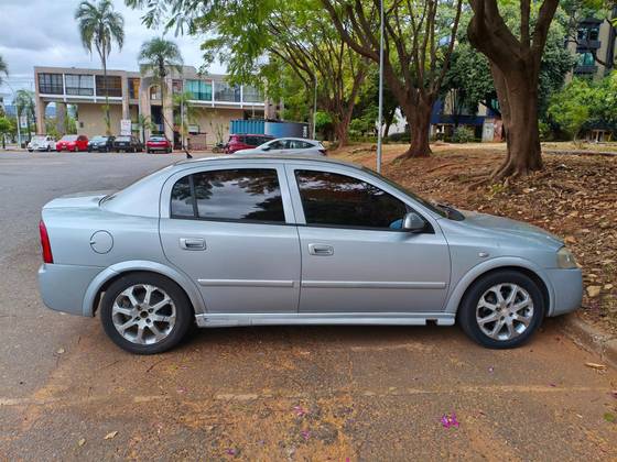 /en/city-brasilia/cate-car-used-car/chevrolet-astra-2011-2.0-mpfi-advantage-8v-flex-4p-automatic-50488423447856128/-2