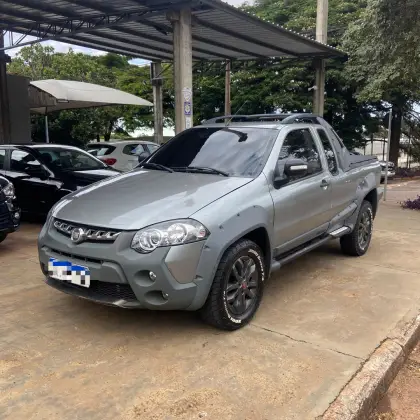 FIAT STRADA 1.8 MPI ADVENTURE CE 16V FLEX 2P MANUAL FIAT STRADA 1.8 MPI ADVENTURE CE 16V FLEX 2P MANUAL