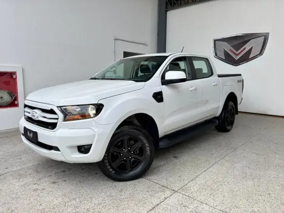 FORD RANGER 2.2 XLS 4X4 CD 16V DIESEL 4P AUTOMÁTICO FORD RANGER 2.2 XLS 4X4 CD 16V DIESEL 4P AUTOMÁTICO