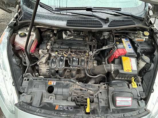 FORD-FIESTA-2015