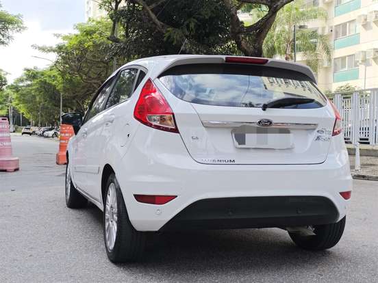 FORD-FIESTA-2017