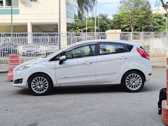 FORD-FIESTA-2017