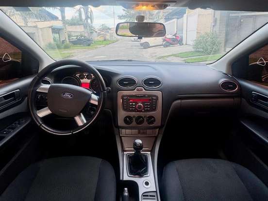 FORD-FOCUS-2.0 GLX SEDAN 16V FLEX 4P MANUAL FORD-FOCUS-2010