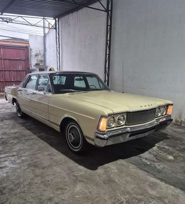 FORD-GALAXIE-1977