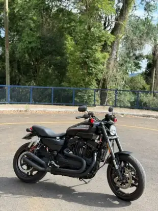 HARLEY-DAVIDSON-SPORTSTER XR 1200X-2010