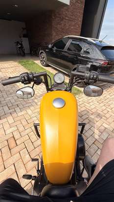 HARLEY-DAVIDSON-SPORTSTER IRON 883-2019