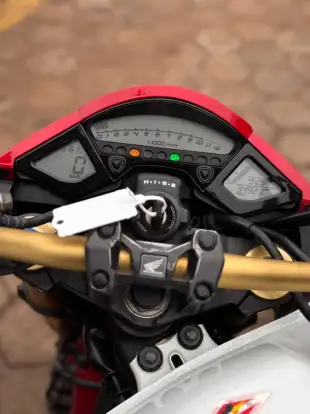 HONDA-CB 1000R-2015