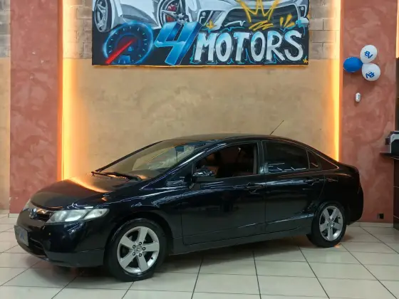 HONDA CIVIC 1.8 LX 16V GASOLINA 4P AUTOMÁTICO HONDA CIVIC 1.8 LX 16V GASOLINA 4P AUTOMÁTICO