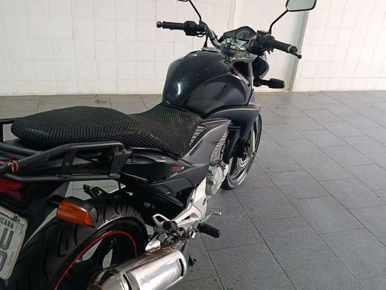 HONDA-CB 300R HONDA-CB 300R-2010