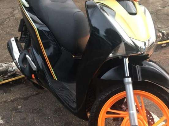 HONDA-SH 150i DLX HONDA-SH 150i DLX-2021