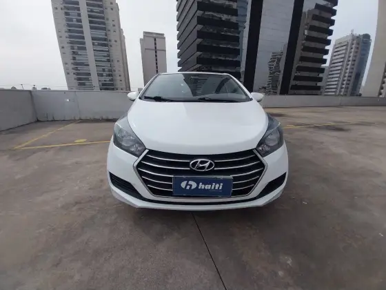 HYUNDAI HB20S 1.0 COMFORT PLUS 12V FLEX 4P MANUAL HYUNDAI HB20S 1.0 COMFORT PLUS 12V FLEX 4P MANUAL