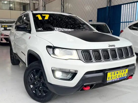 JEEP COMPASS 2.0 16V DIESEL TRAILHAWK 4X4 AUTOMÁTICO JEEP COMPASS 2.0 16V DIESEL TRAILHAWK 4X4 AUTOMÁTICO