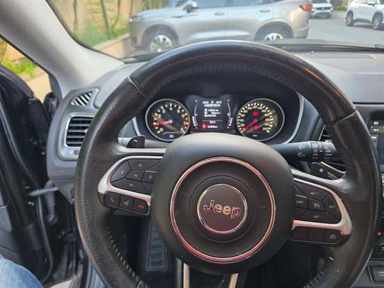 JEEP-COMPASS-2017
