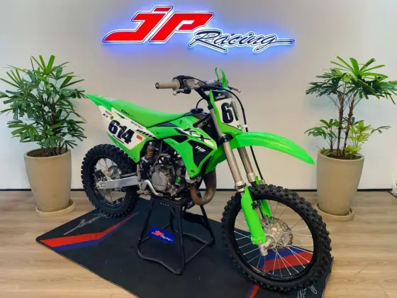 KAWASAKI KX 112 KAWASAKI KX 112
