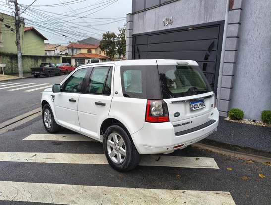 LAND ROVER-FREELANDER-3.2 S 6 CILINDROS 24V GASOLINA 4P AUTOMÁTICO LAND ROVER-FREELANDER-2010
