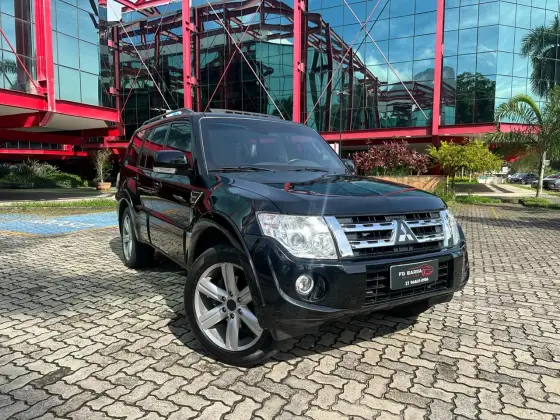 MITSUBISHI PAJERO FULL 3.2 HPE 4X4 16V TURBO INTERCOOLER DIESEL 4P AUTOMÁTICO MITSUBISHI PAJERO FULL 3.2 HPE 4X4 16V TURBO INTERCOOLER DIESEL 4P AUTOMÁTICO