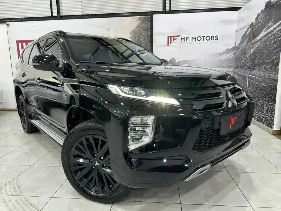 MITSUBISHI PAJERO SPORT 2.4 16V MIVEC TURBO DIESEL LEGEND BLACK AWD AUTOMÁTICO