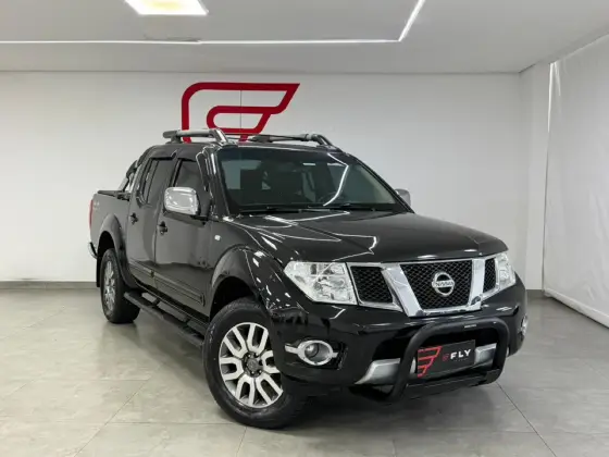 NISSAN FRONTIER 2.5 SL 4X4 CD TURBO ELETRONIC DIESEL 4P AUTOMÁTICO NISSAN FRONTIER 2.5 SL 4X4 CD TURBO ELETRONIC DIESEL 4P AUTOMÁTICO