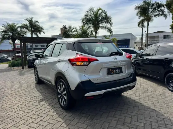 NISSAN KICKS 1.6 16V FLEXSTART SV 4P XTRONIC