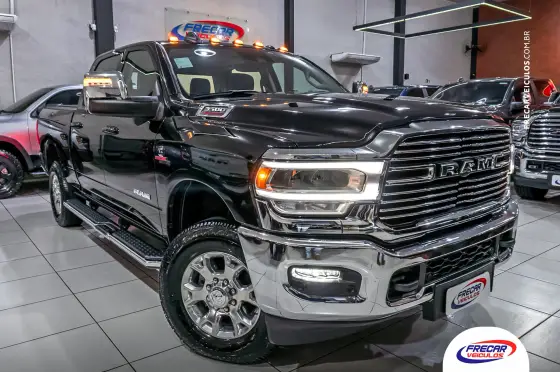 RAM 3500 6.7 I6 TURBO DIESEL LARAMIE CD 4X4 AUTOMÁTICO