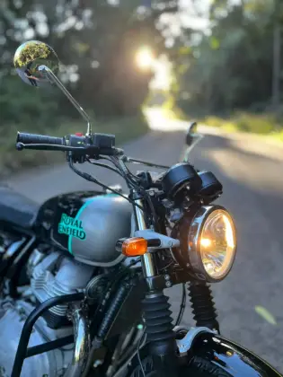 ROYAL ENFIELD INTERCEPTOR 
