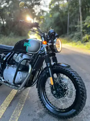 ROYAL ENFIELD-INTERCEPTOR-2022