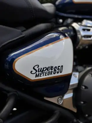 ROYAL ENFIELD-METEOR 650 CELESTIAL-2026